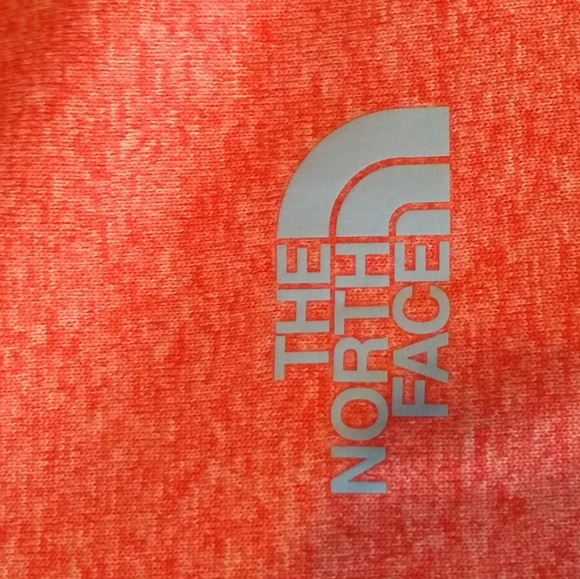 The North face long sleeves hoodie - Picture 4 of 7